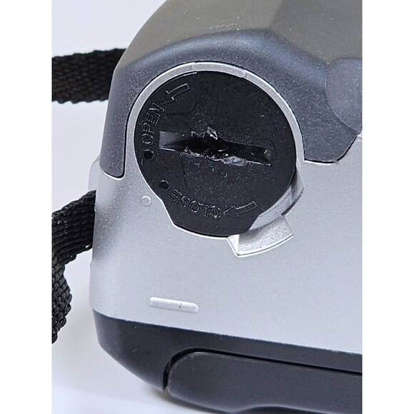 Pentax IQZoom 95WR Weather Resistant Class 5 Film Camera 38mm-95mm Tested!! - Picture 9 of 16